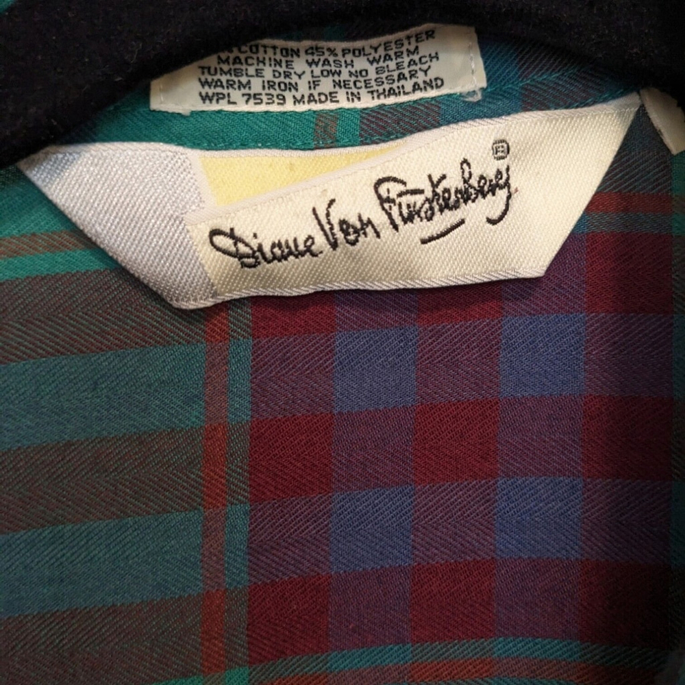 DIANE VON‎ FURSTENBERG Green Plaid Button Down Top Womens Size 12 - Picture 9 of 9